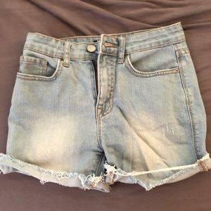 High Wasted BDG Jean Shorts (light wash)